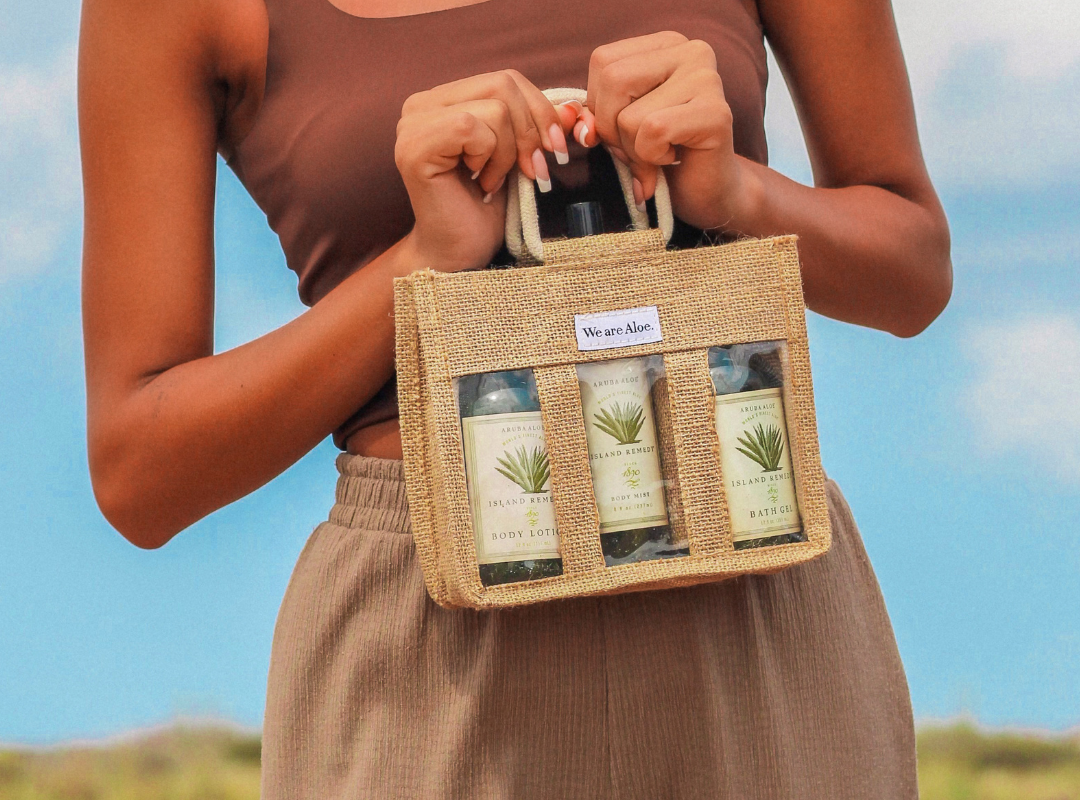 Aruba Aloe Island remedy bag with three products